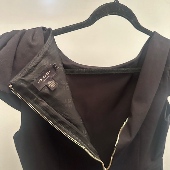 Ted Baker - Picture 4 of 9